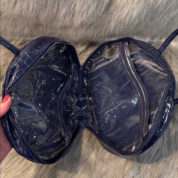 Vintage Givenchy Elegant Navy Blue Croc-Embossed Makeup Bag - Picture 3 of 9